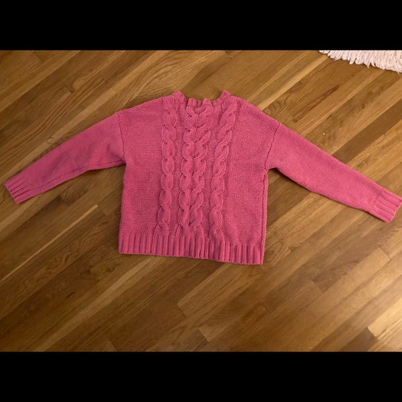 sweater - Picture 3 of 3